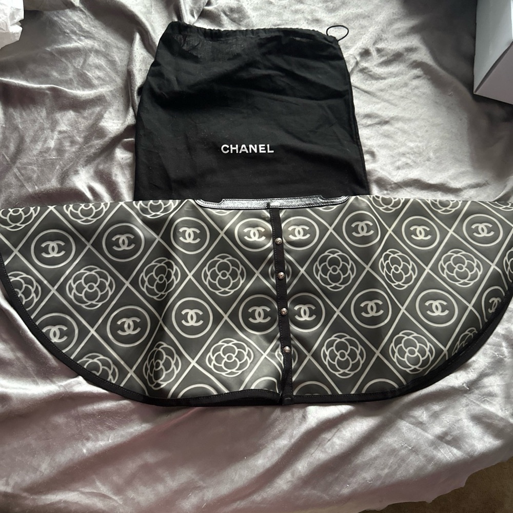 CHANEL Black and White handbag raincoat